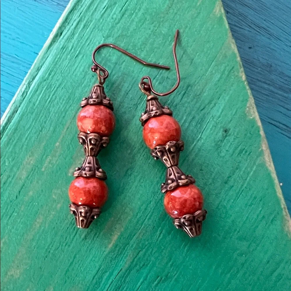 Elegant Carnelian Agate Beaded Earrings - Picture 2 of 4